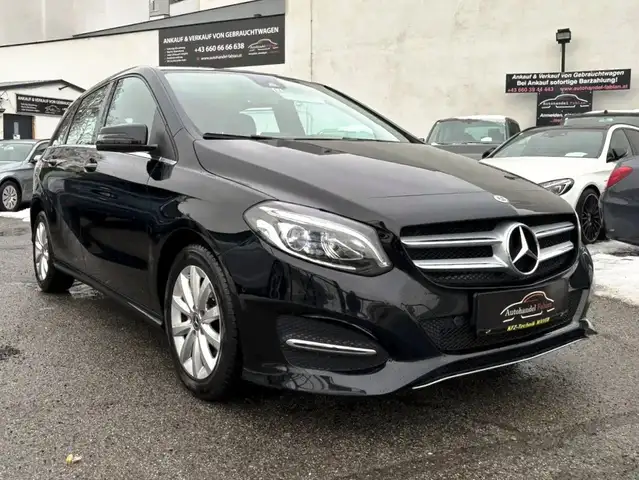 Mercedes-Benz B 180 CDI Automat. 109PS Parkhilfe Navi Sitzheizung