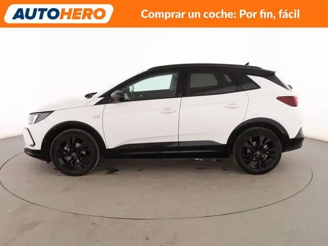 Opel Grandland view 3