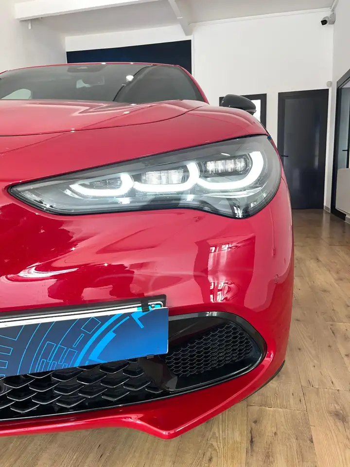 Alfa Romeo Stelvio 2023