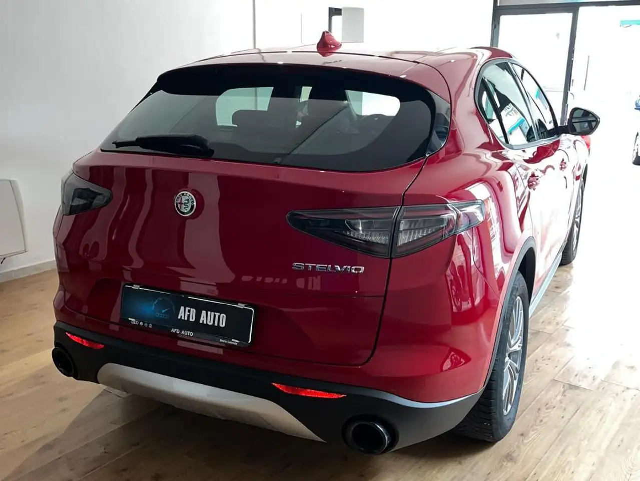 Alfa Romeo Stelvio 2023