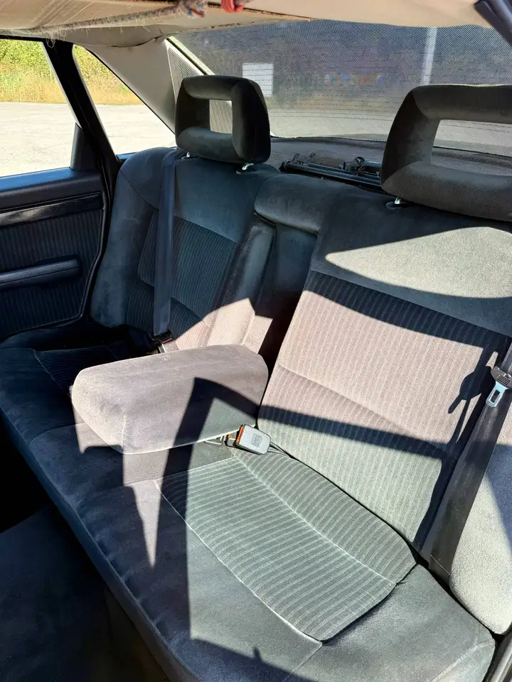 Audi 100 C3 Typ 44, foto 8