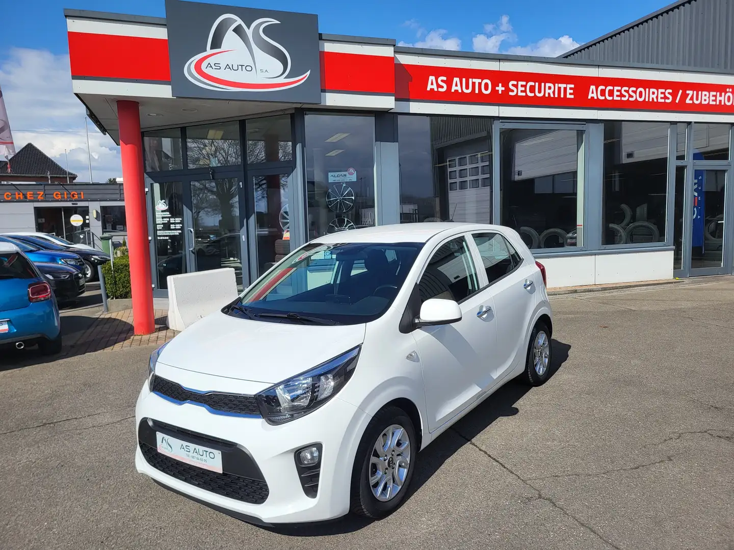 Kia Picanto 5P 1.0i 67cv Fusion + Navigation Wit - 1