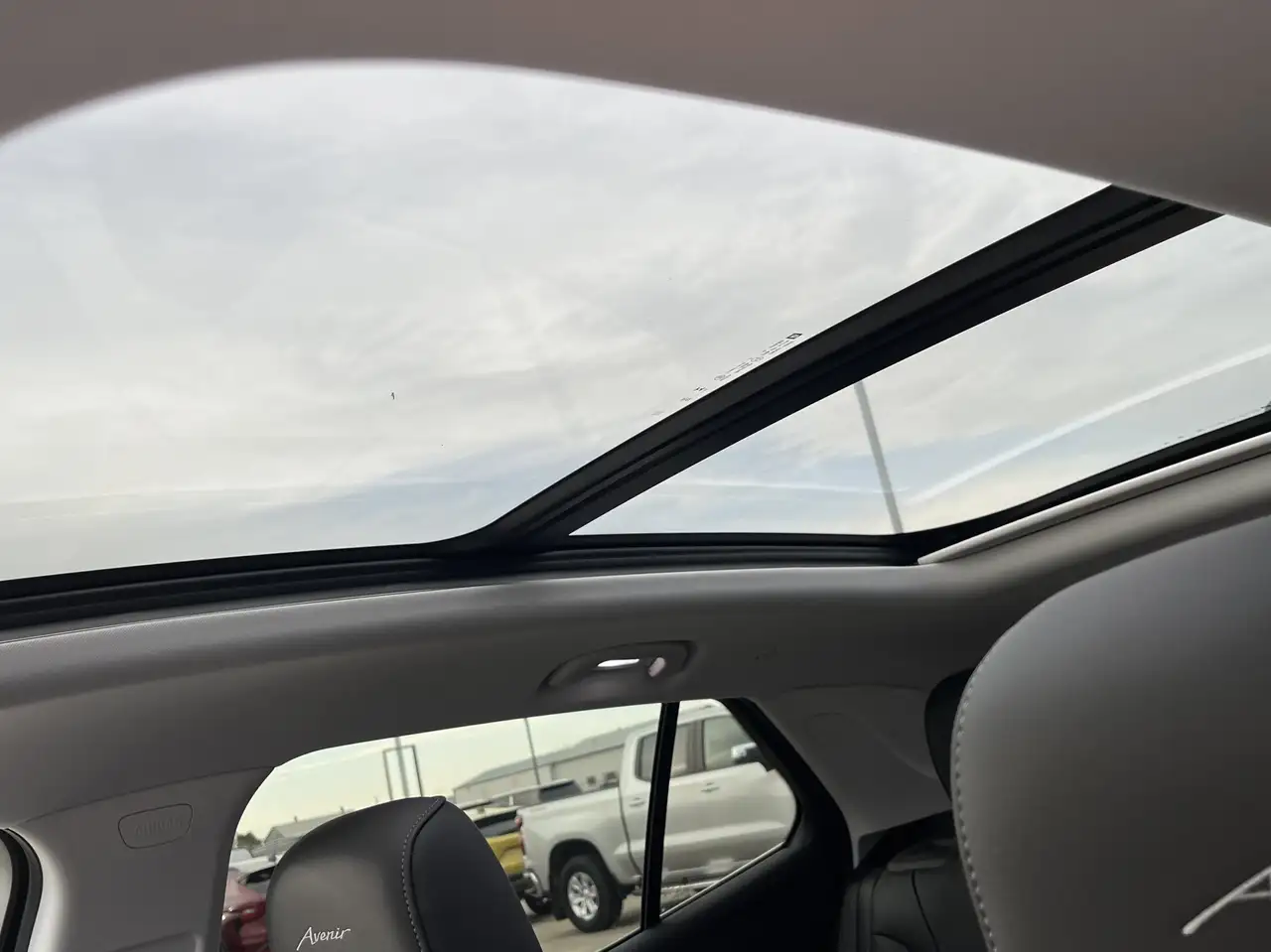 Buick Envision снимка Buick Envision