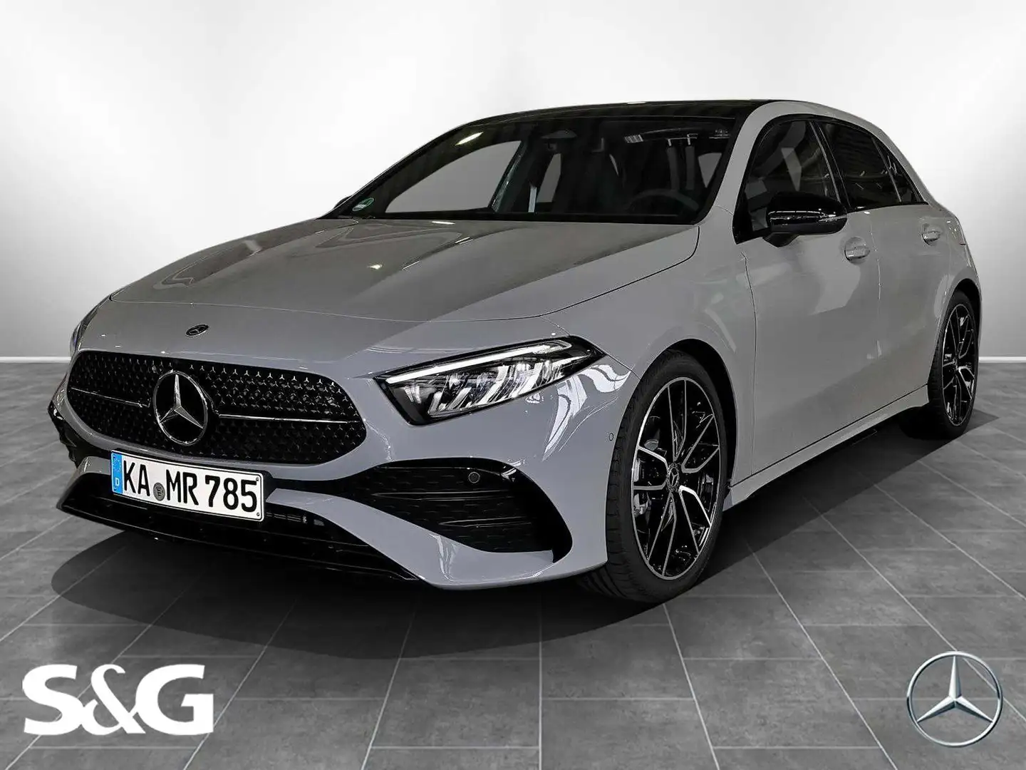 Mercedes-Benz A 200 AMG RüKam+LED+Pano+Night+Totwink+Distronic Grau - 1