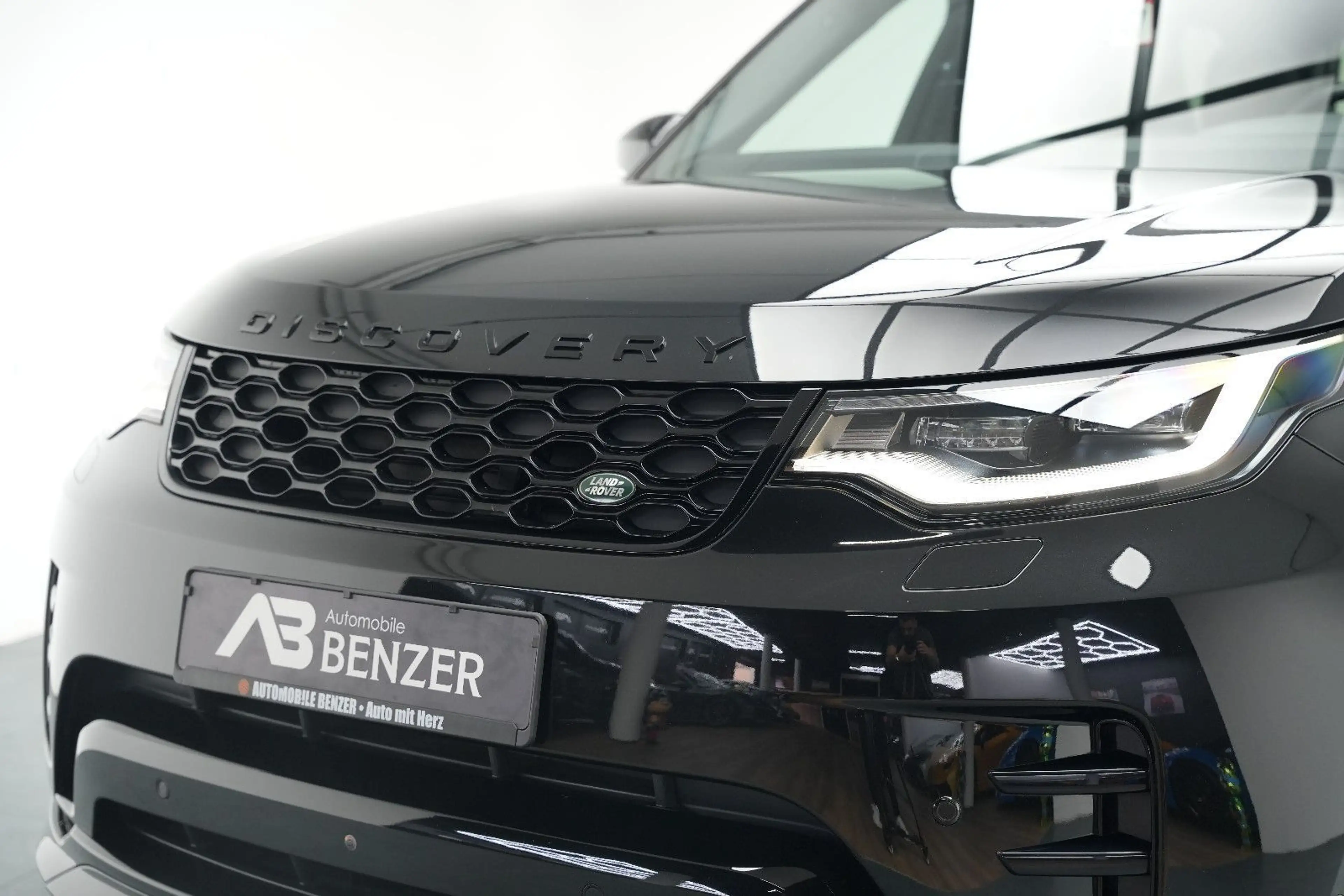 Land Rover Discovery R-Dynamic AWD/7-SITZER/360'°Cam/AHK — photo 5