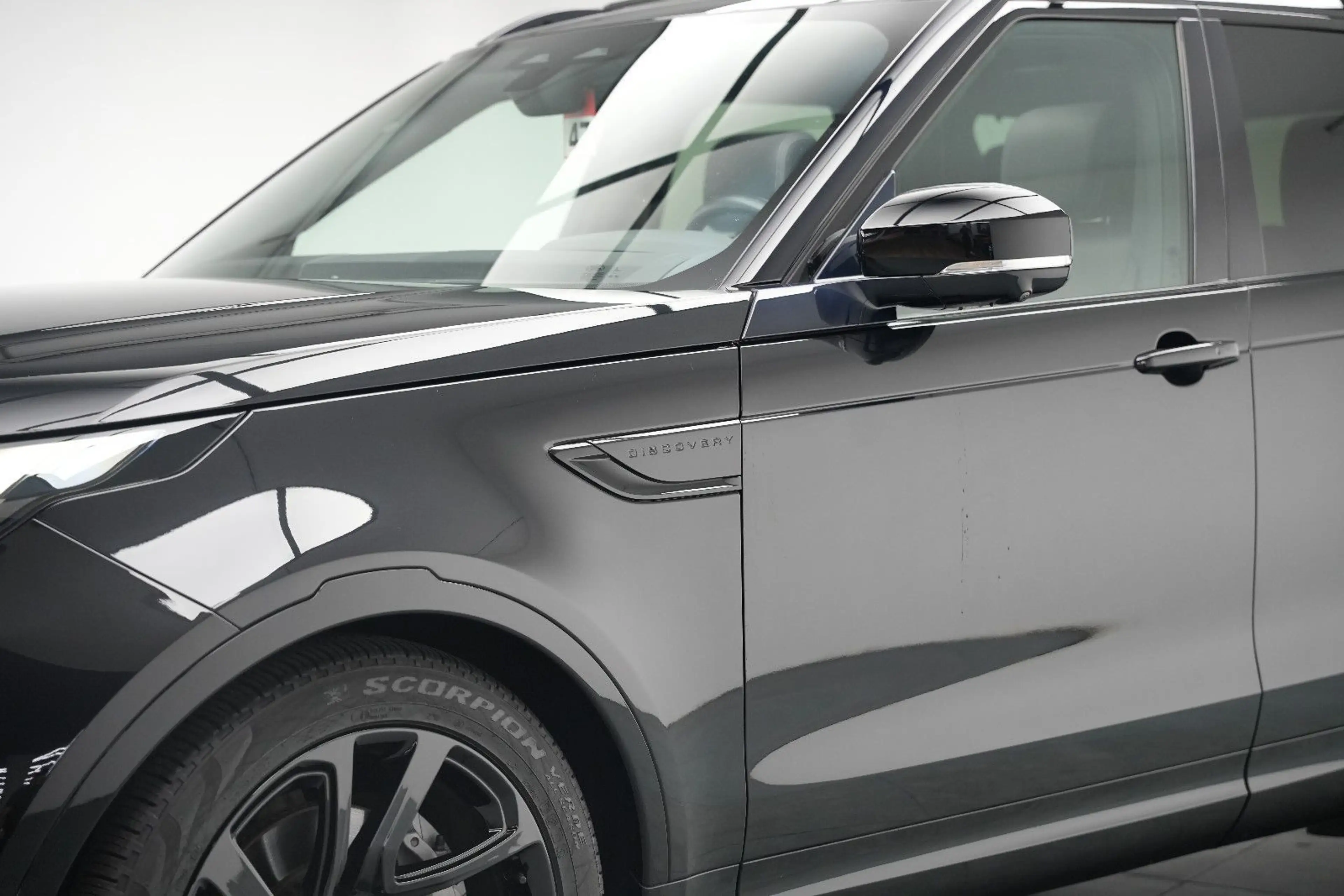 Land Rover Discovery R-Dynamic AWD/7-SITZER/360'°Cam/AHK — photo 6