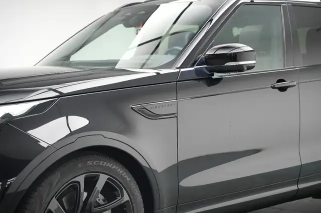 Land Rover Discovery view 6