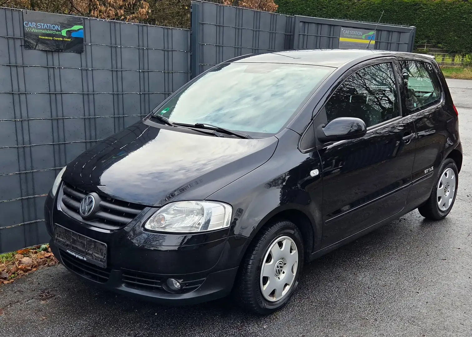 Volkswagen Fox Style Schwarz - 1