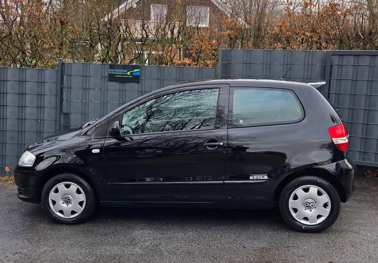 Volkswagen Fox Style Schwarz - 2