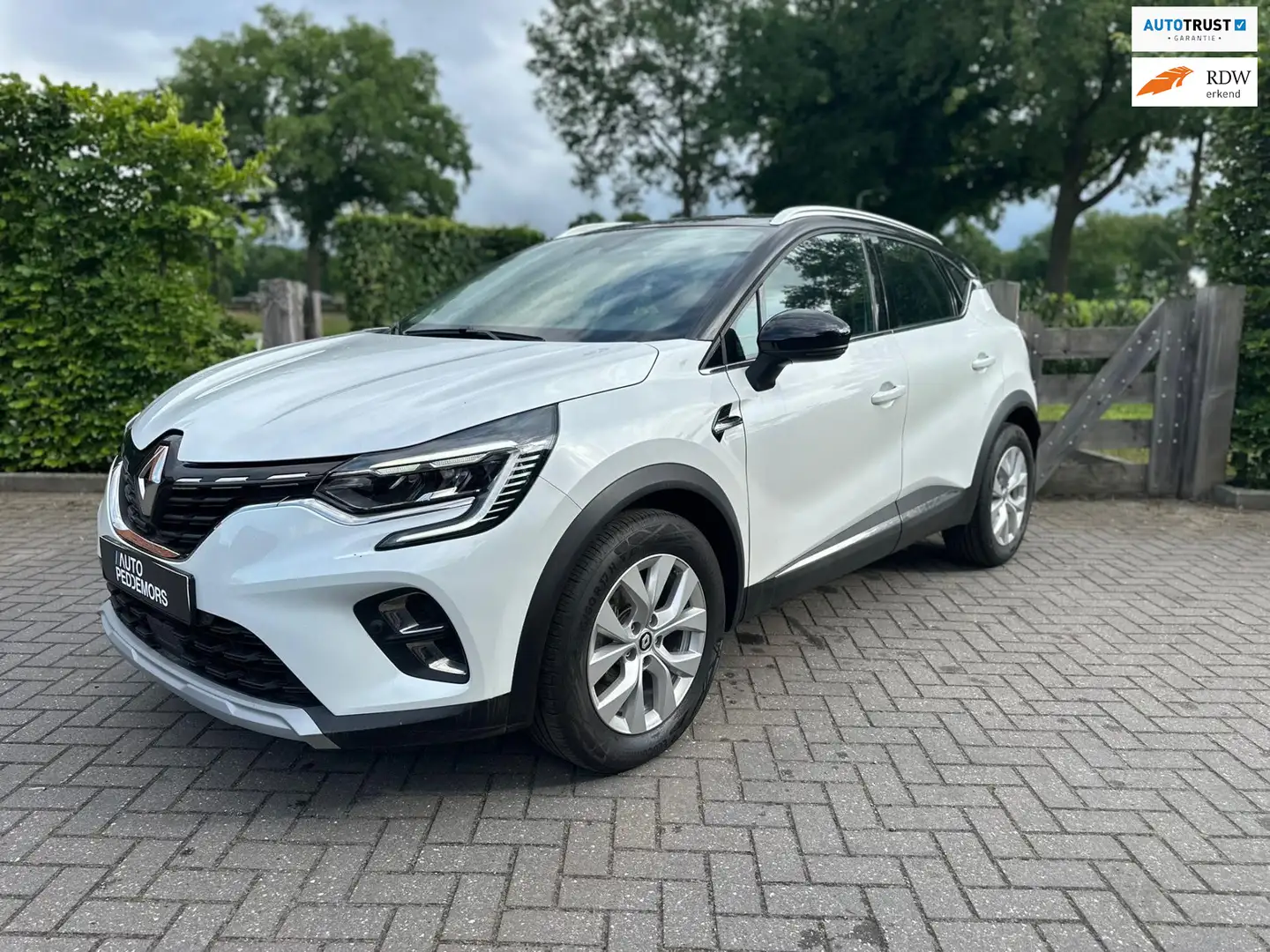 Renault Captur 1.3 TCe 140 Intens | Camera| Carplay| Keyless| Wit - 1