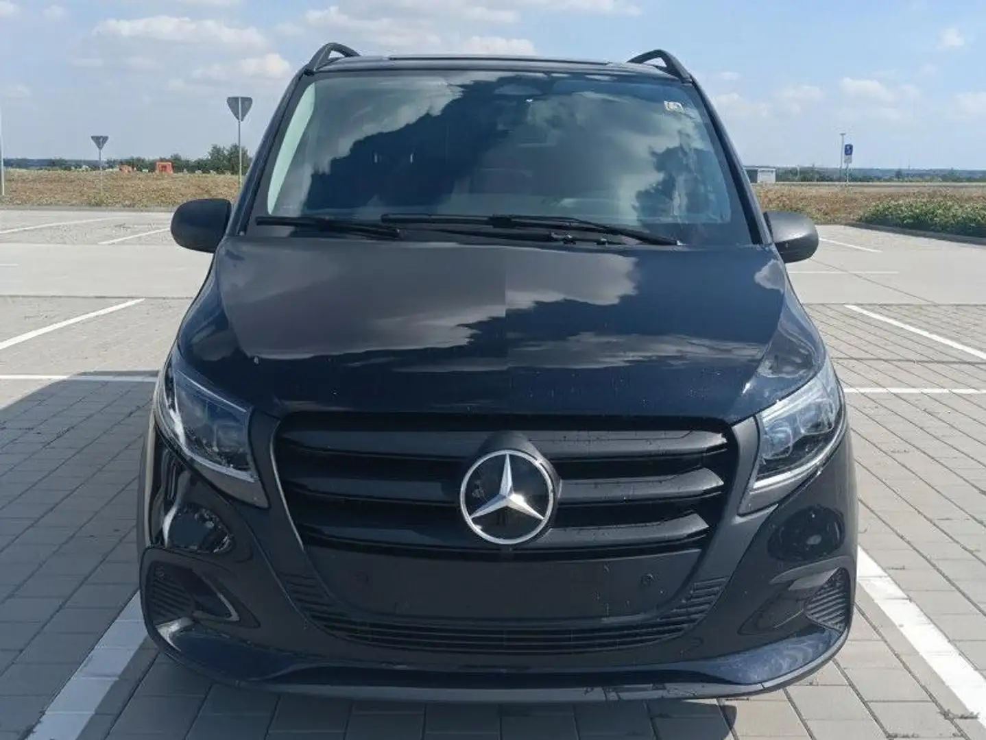 Mercedes-Benz Vito 116 CDI 4x4 PRO lang (447.703) Schwarz - 2