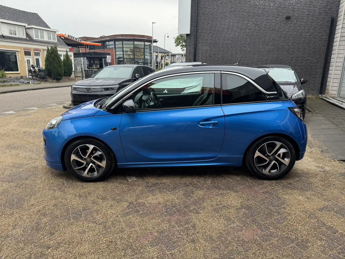 Opel Adam 1.0 Turbo Slam Favourite 90PKLed/Ecc/Pdc Blauw - 2
