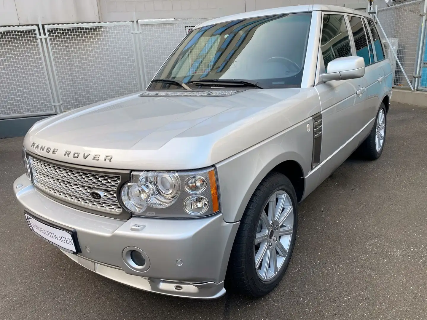 Land Rover Range Rover V8 Supercharged Autobiography Silber - 1