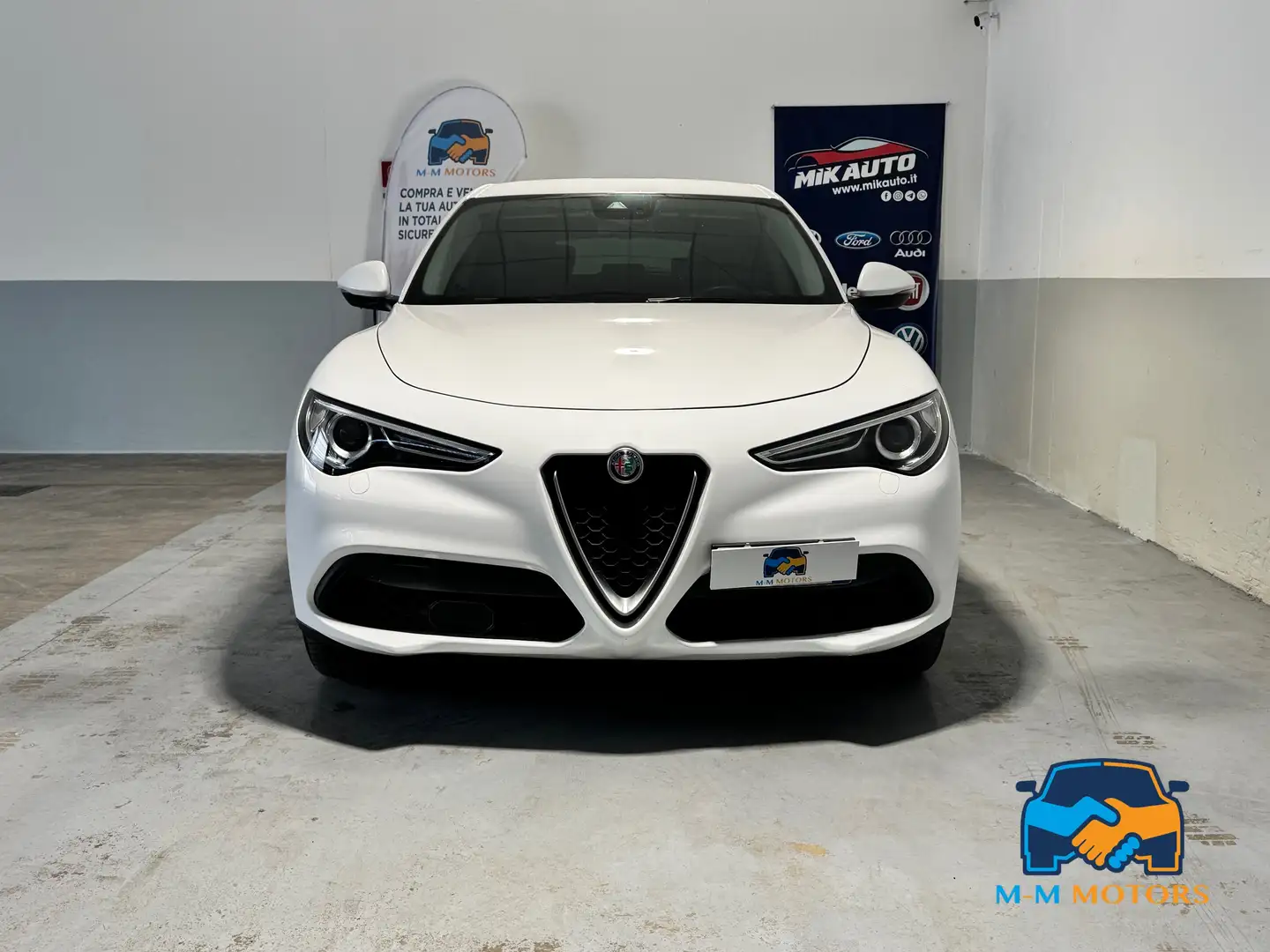 Alfa Romeo Stelvio 2.2 t Sport Tech rwd 160cv auto TAGLIANDI UFF Blanc - 1
