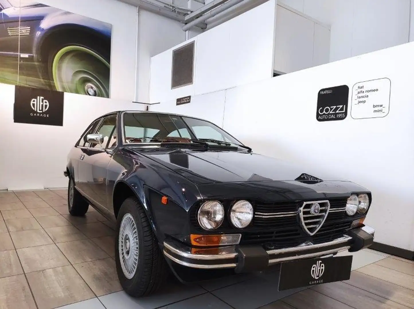 Alfa Romeo Alfetta GTV - ALFETTA GTV 2000 aria condizionata Bleu - 1