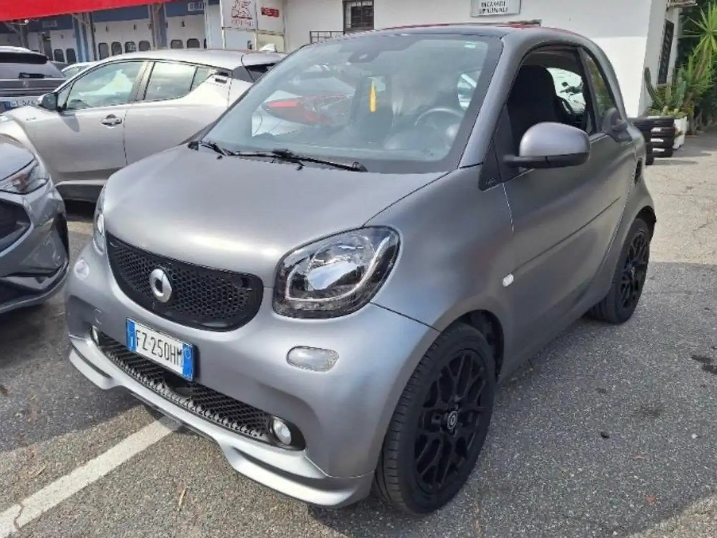 smart forTwo Fortwo III 2015 1.0 Superpassion 71cv twinamic Grigio - 1