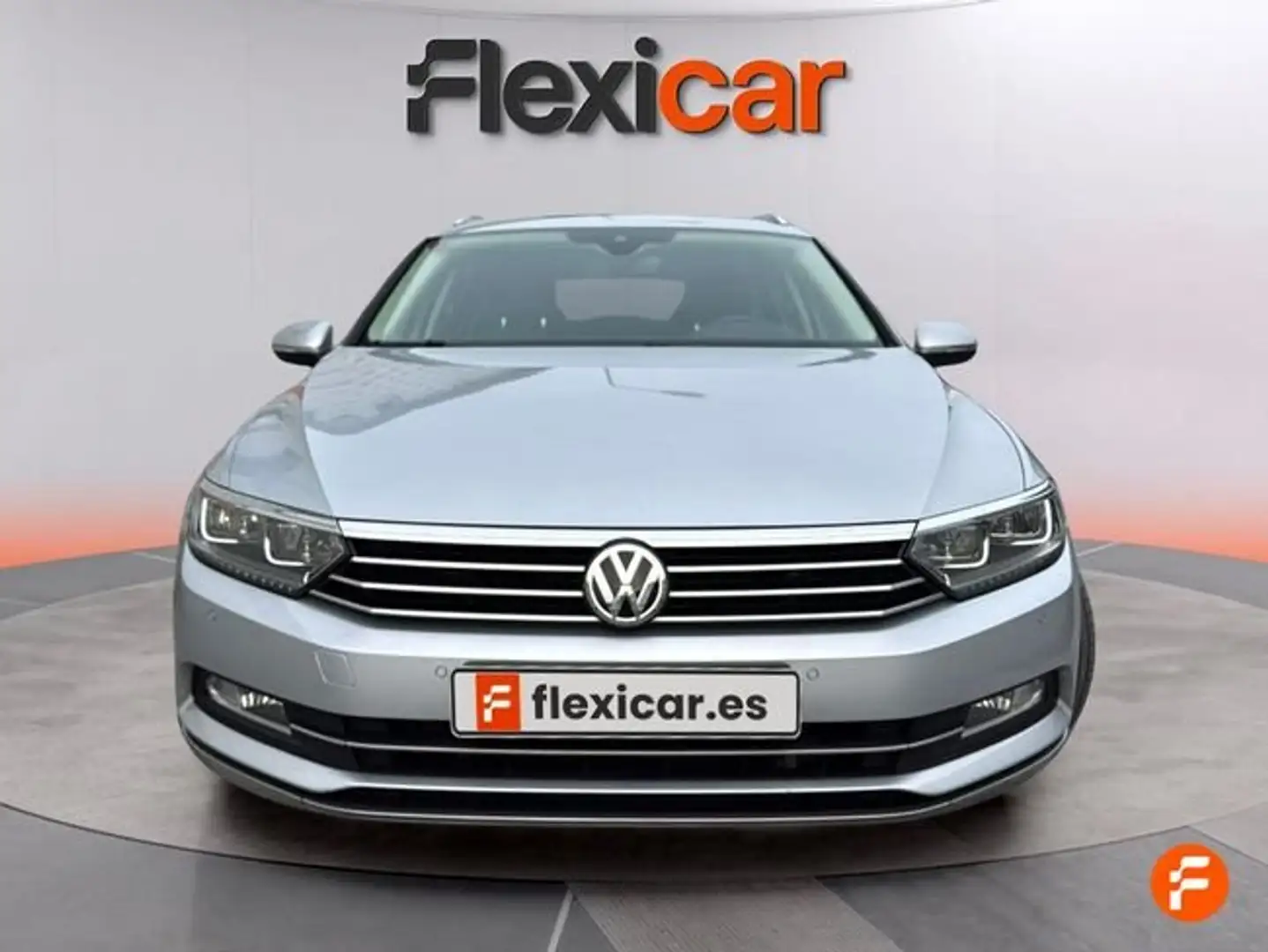 Volkswagen Passat Variant 2.0TDI Sport DSG 140kW Gris - 2
