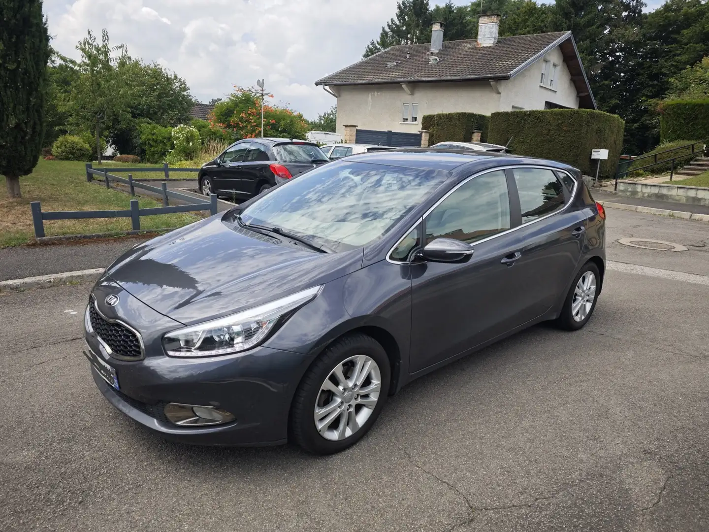 Kia Ceed / cee'd 1.6 GDI 135 ch Premium DCT6 A - 2