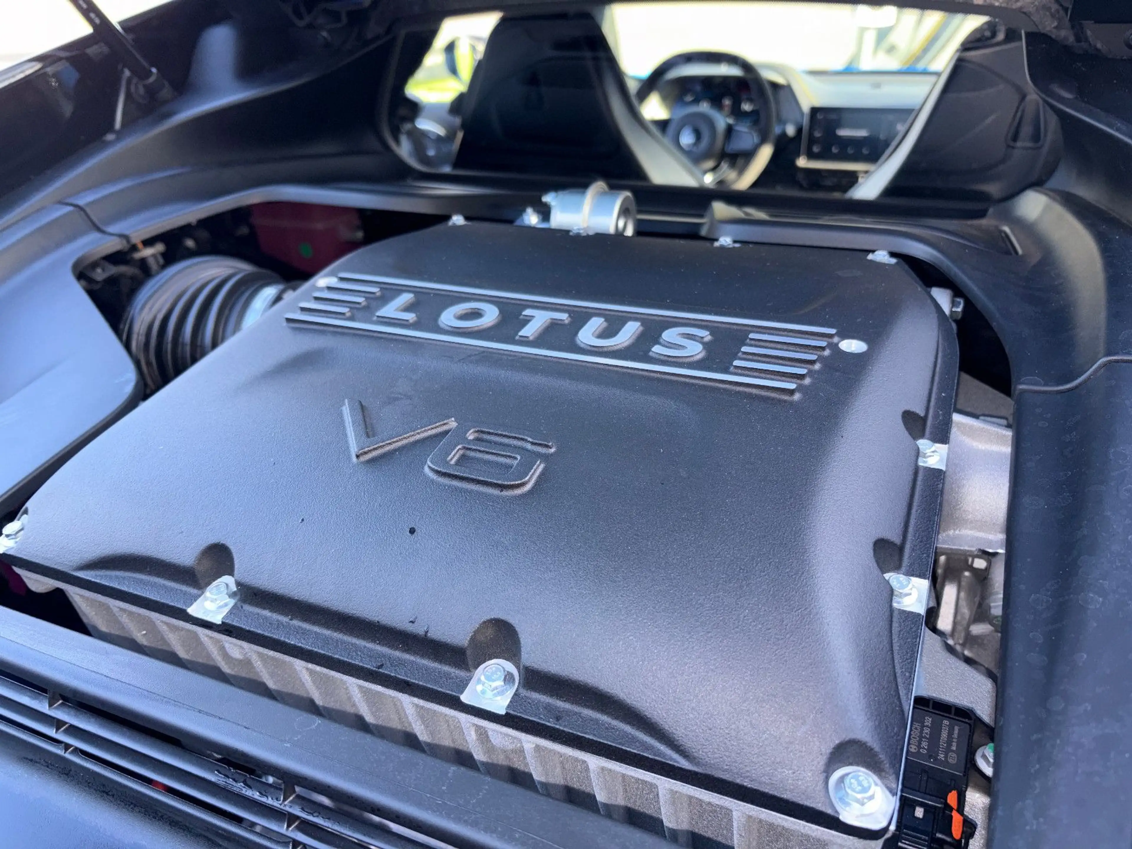 Lotus Emira V6 SE, Lotus am Ring by Komo-Tec GmbH — photo 11