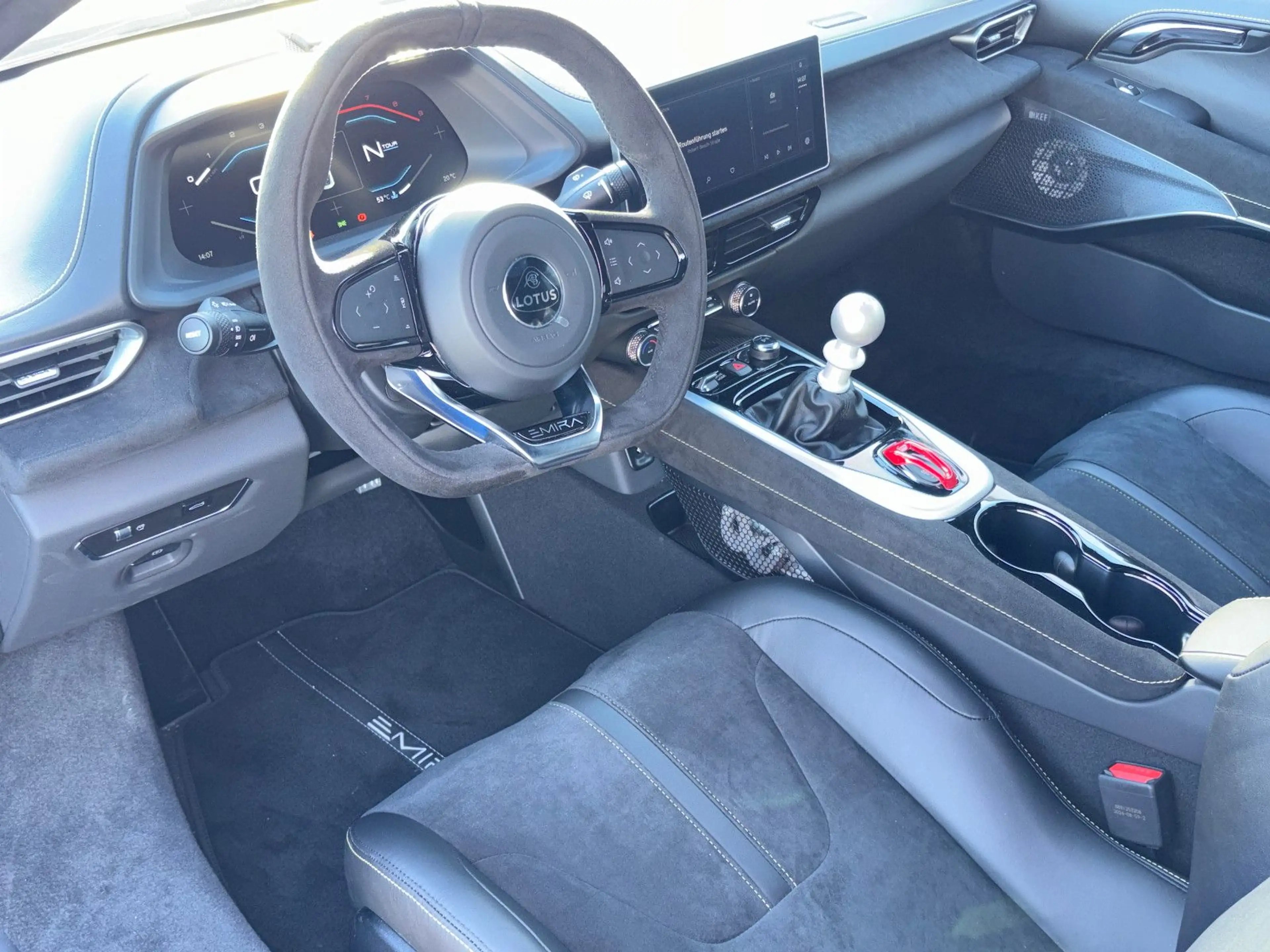 Lotus Emira V6 SE, Lotus am Ring by Komo-Tec GmbH — photo 13