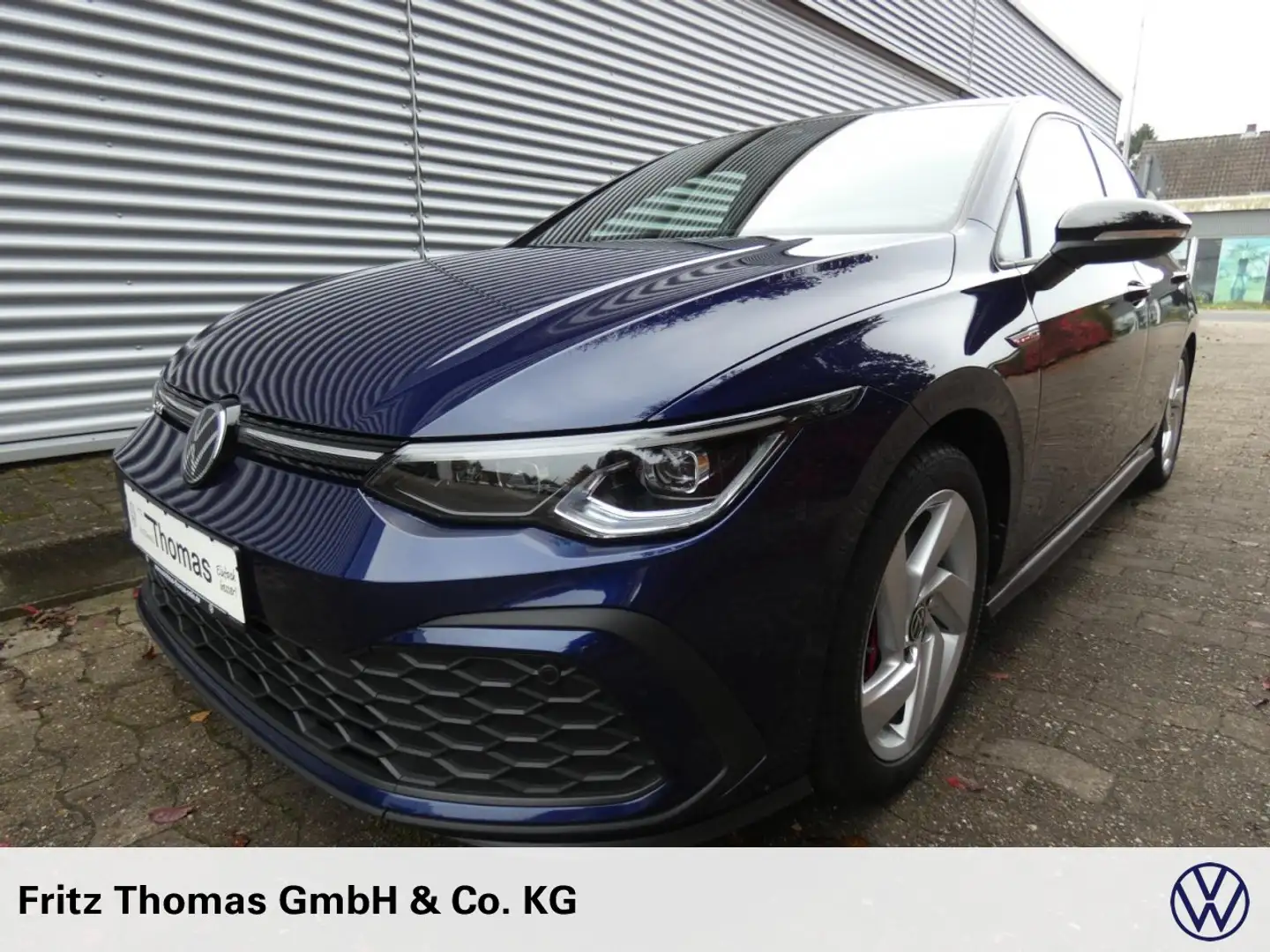 Volkswagen Golf VIII 2.0 TSI DSG GTI LED Navi AHK Pano SHZ Klima Blau - 2