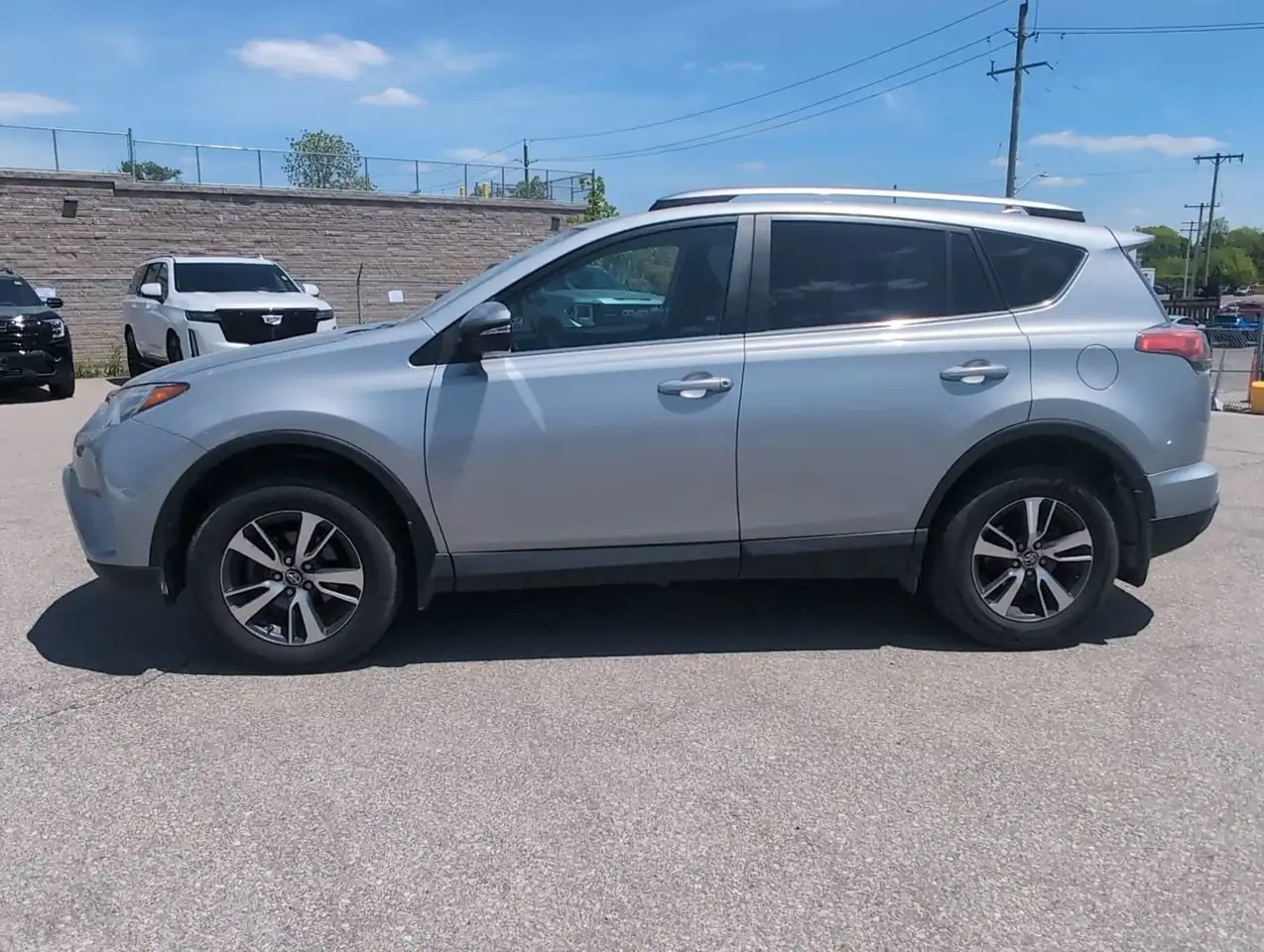 Toyota RAV 4 снимка Toyota RAV 4