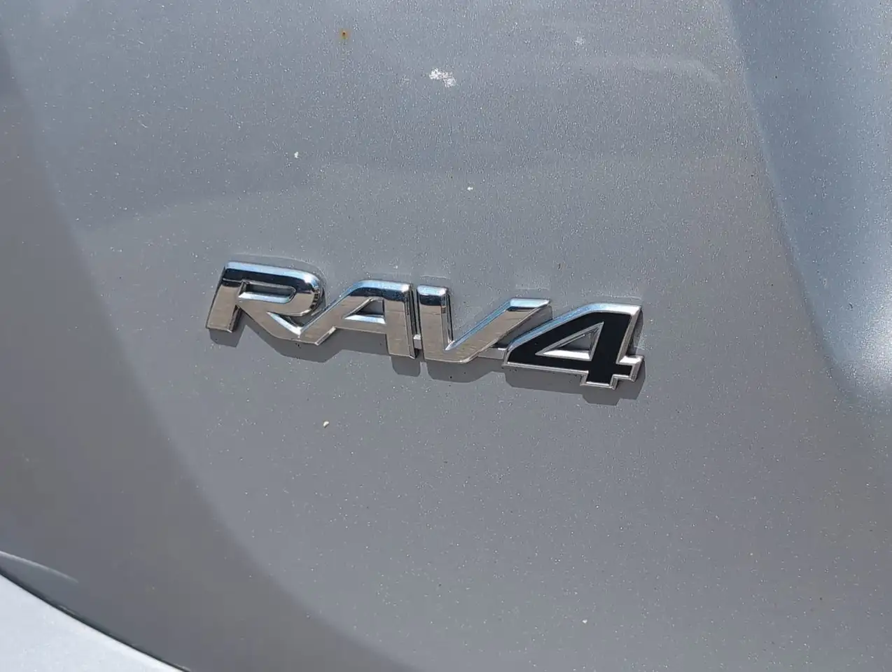 Toyota RAV 4 снимка Toyota RAV 4