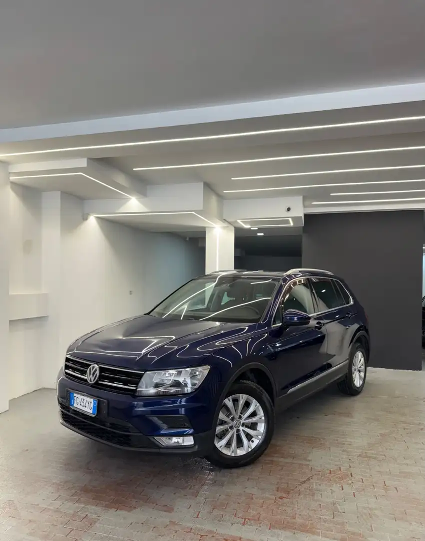 Volkswagen Tiguan Tiguan 2.0 TDI SCR DSG 4MOTION Business BMT Bleu - 1