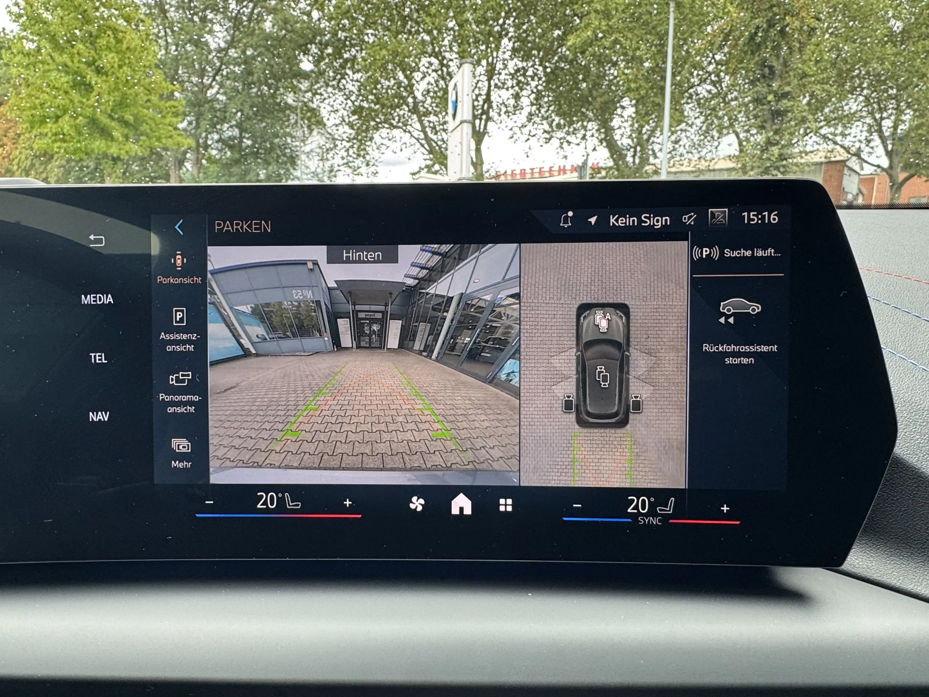 BMW 120 M Sport Pro DA+ 360° HuD Ad-LED Iconic-Glow — photo 12