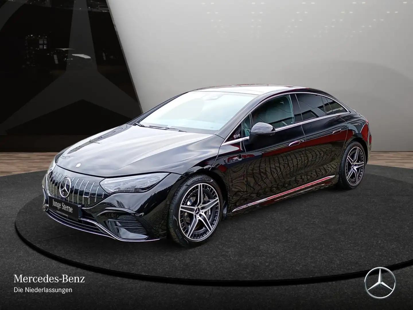 Mercedes-Benz EQE 43 AMG 4M Burmester 3D Fahrass 360° Pano PTS Schwarz - 2