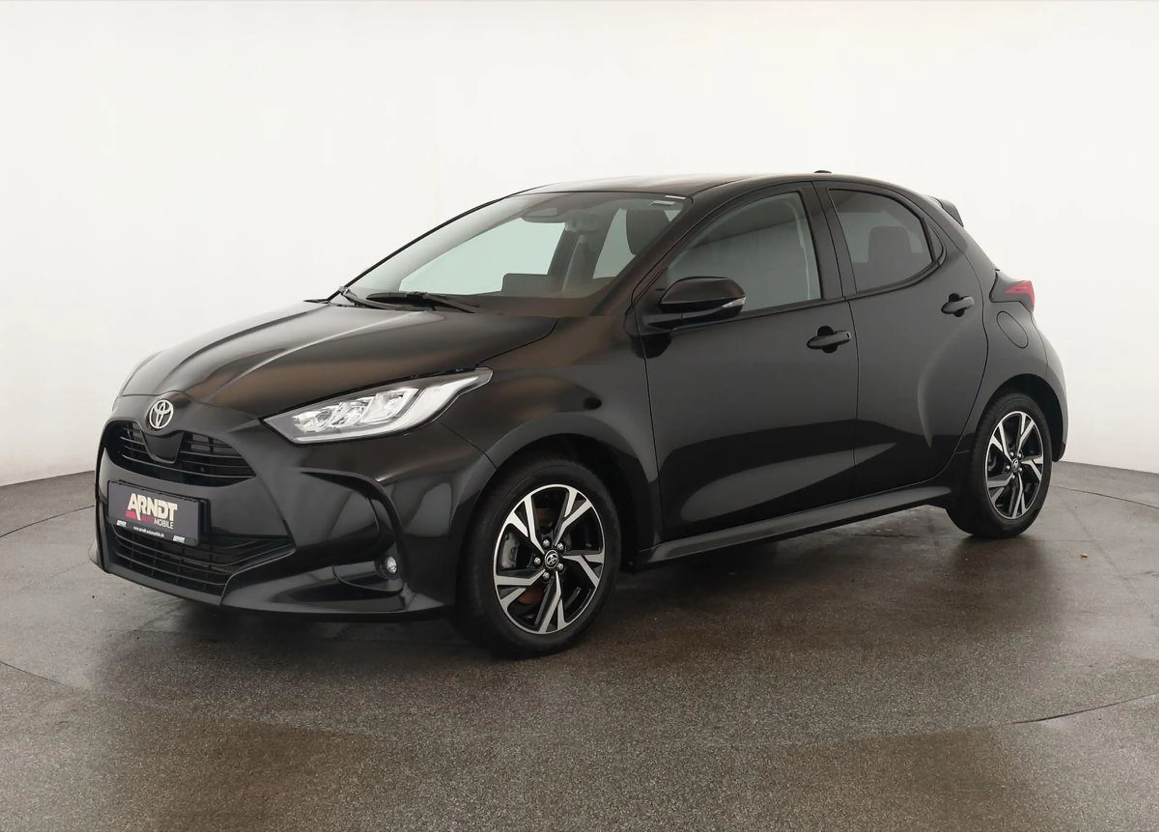 Toyota Yaris Hybrid 116 Teamplayer LED App SHZ Key Kam — photo 2