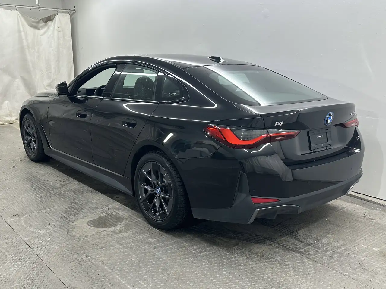 BMW i4 снимка BMW i4