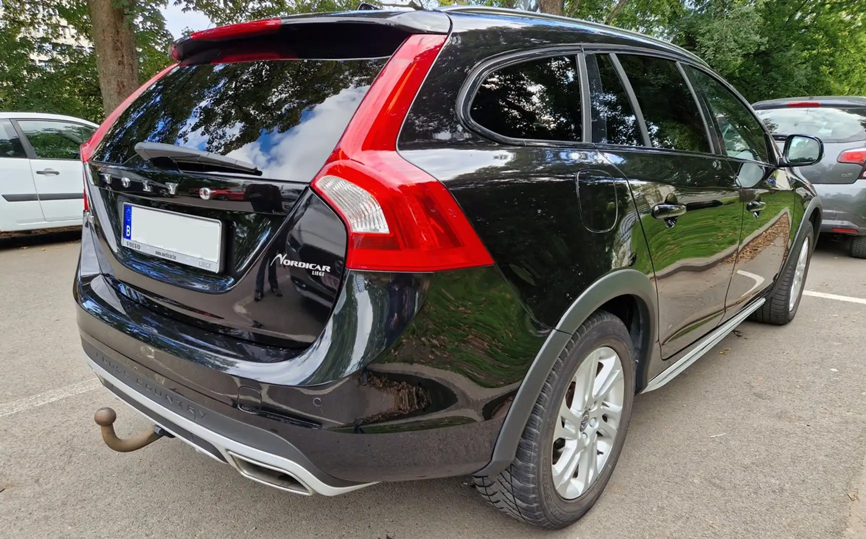 Volvo V60 Cross Country V60 Cross Country 2.0 D3 Zwart - 2