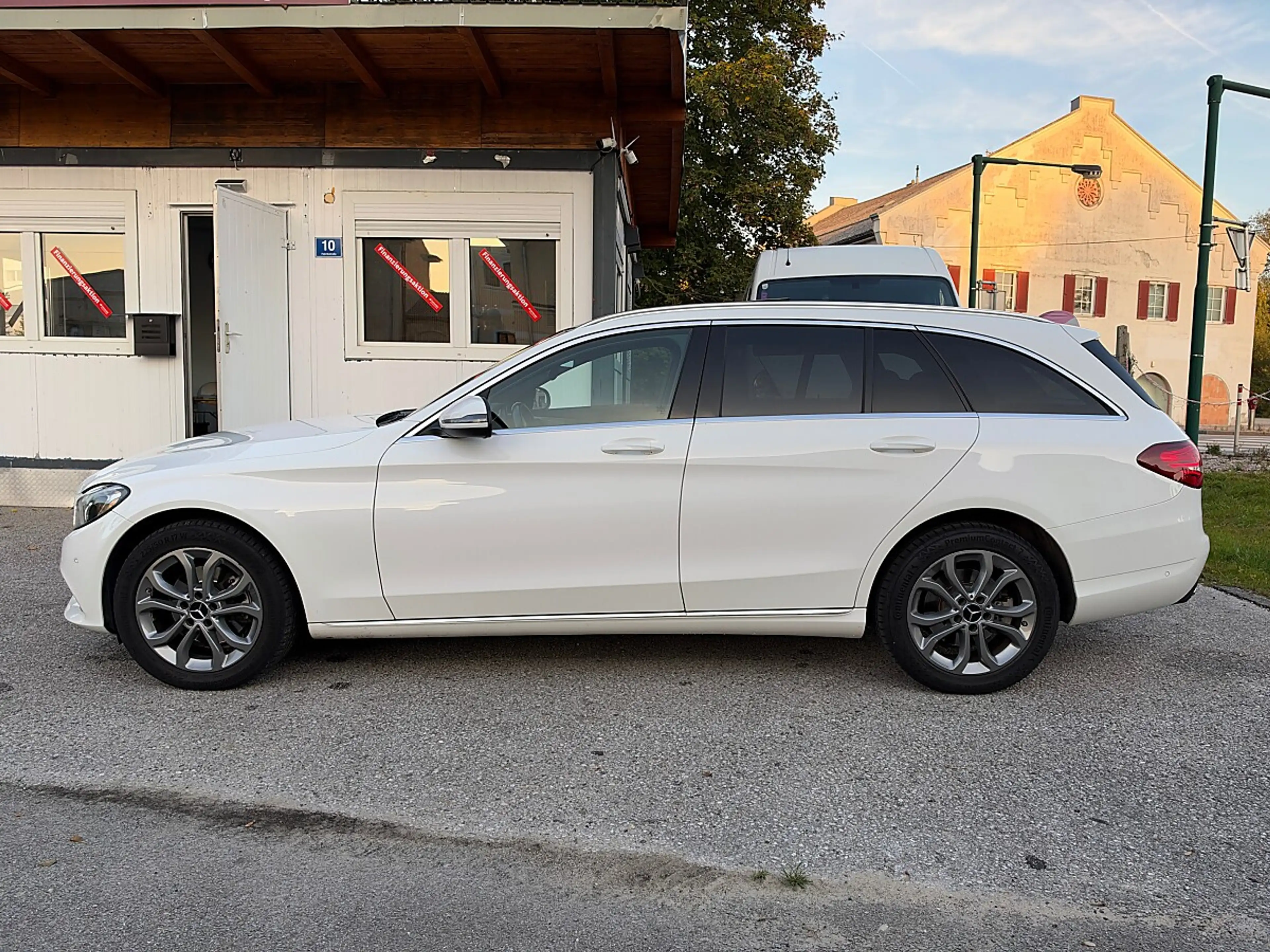 Mercedes-Benz C 220 d Avantgarde Aut. — photo 3