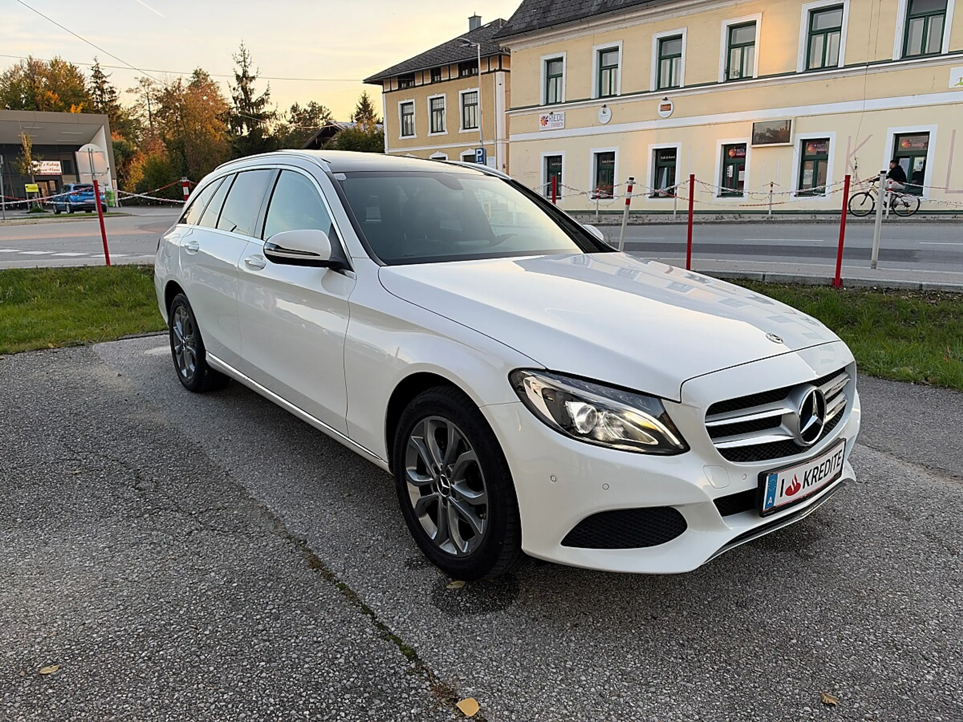 Mercedes-Benz C 220 d Avantgarde Aut. — photo 8