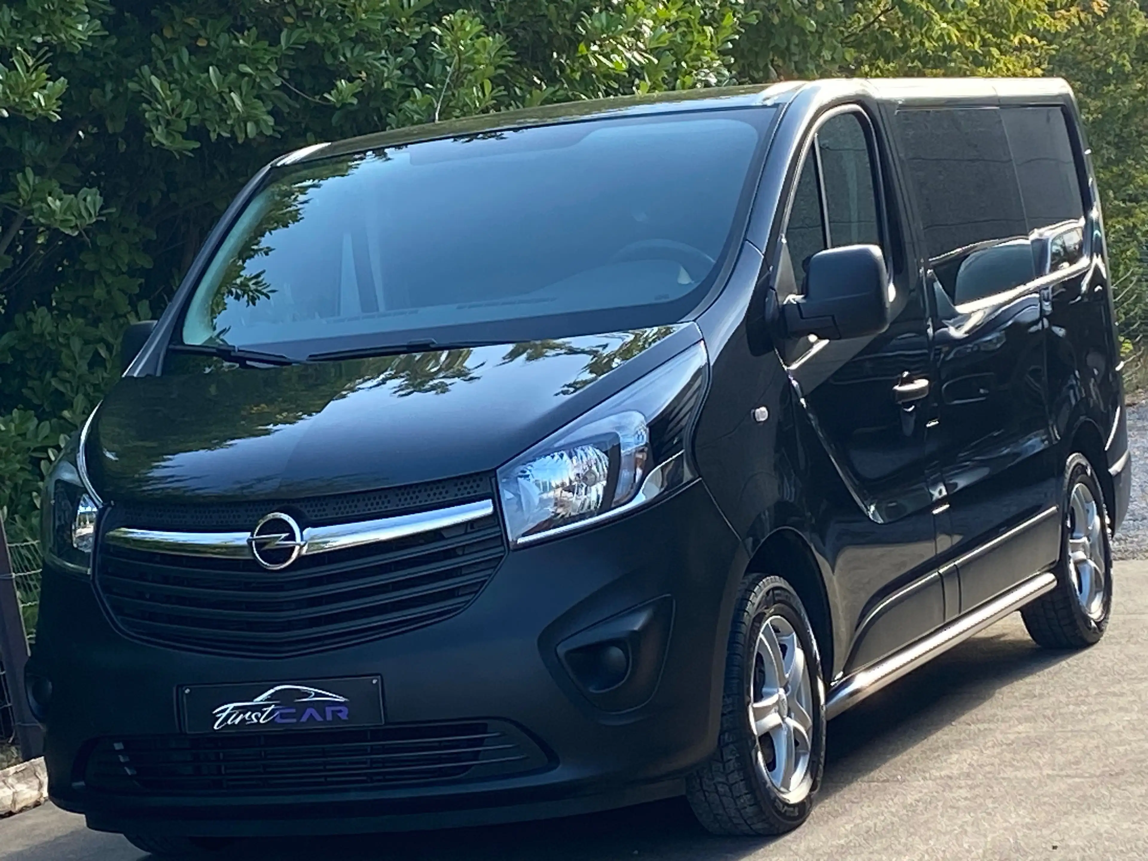 Opel Vivaro 1.6 CDTi L1H1 BiTurbo - Clim - Navi - Carnet - 5 places - Garantie!!!