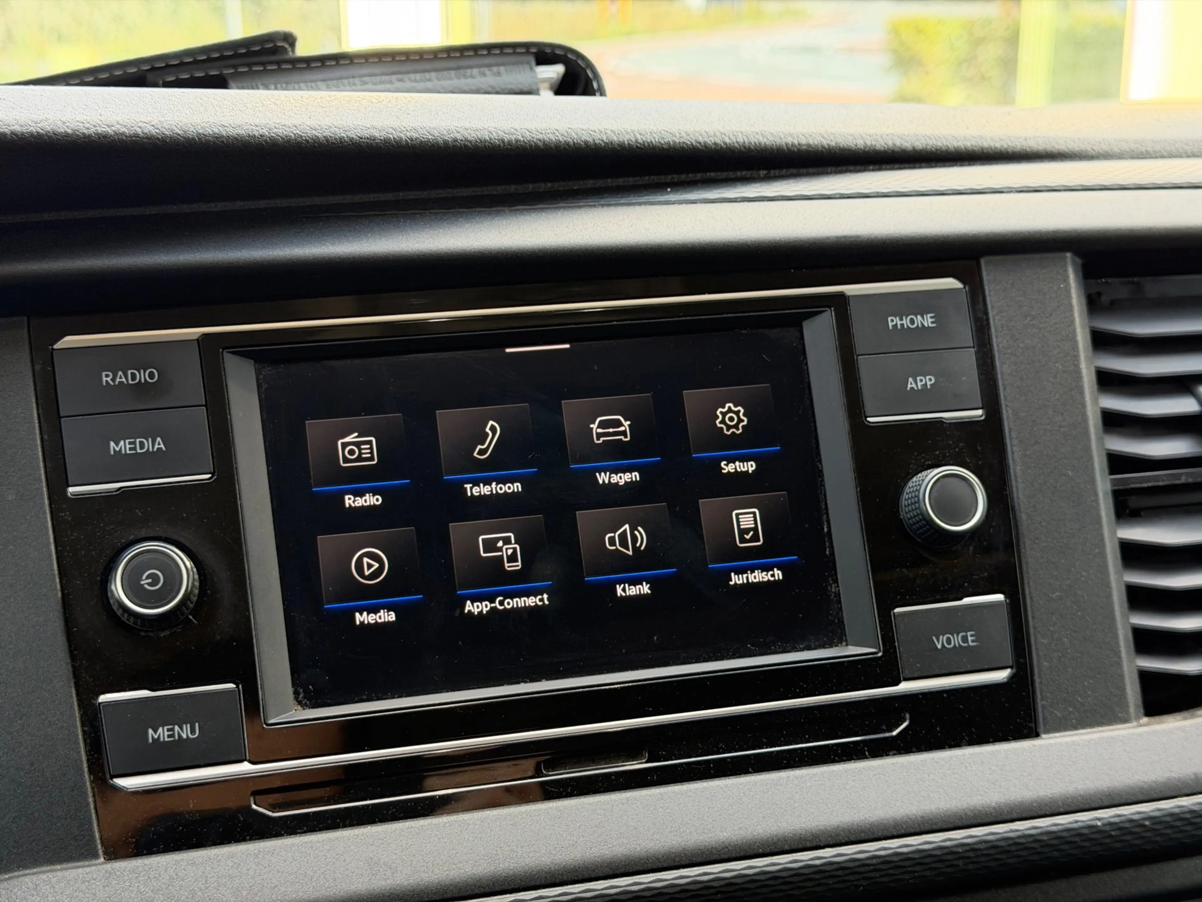 Volkswagen Transporter 2.0 TDI L1H1 28 Highline|6p|Trekhaak| — photo 33