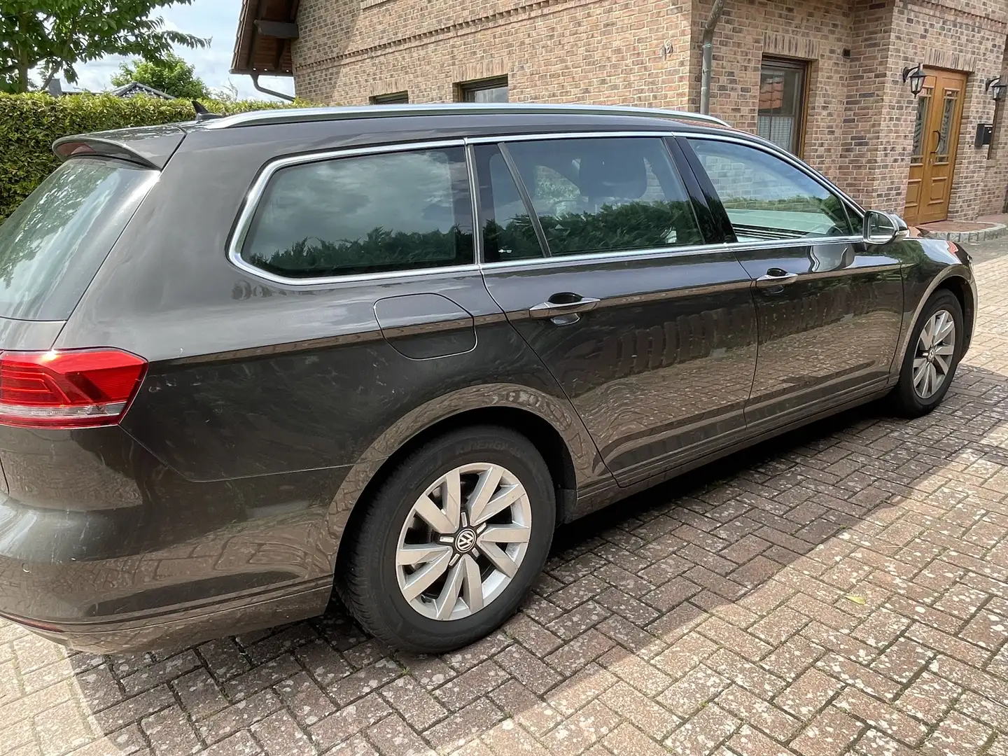 Volkswagen Passat Variant Comfortline BMT/Start-Stopp Hnědá - 2