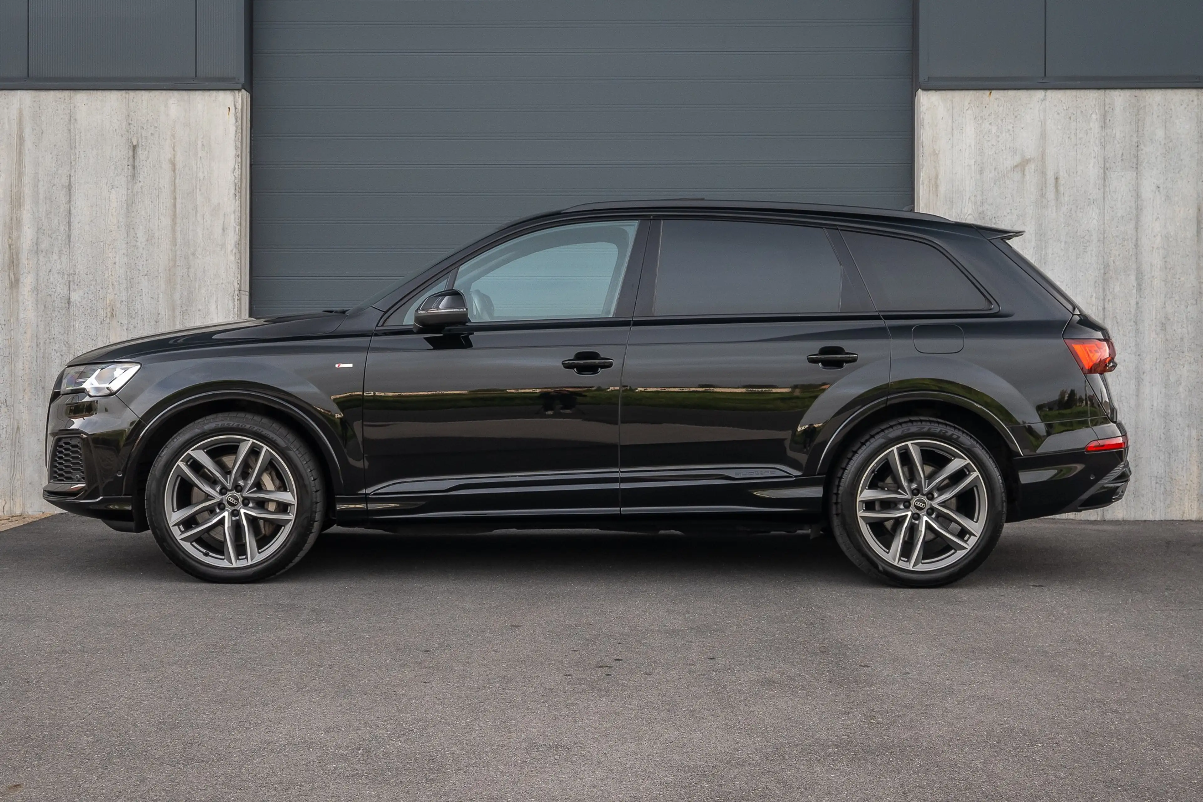 Audi Q7 Q7 PHEV 55 TFSie Quattro S-line / Audi Exclusive / Bruin leder / Pano / Luchtvering — photo 6
