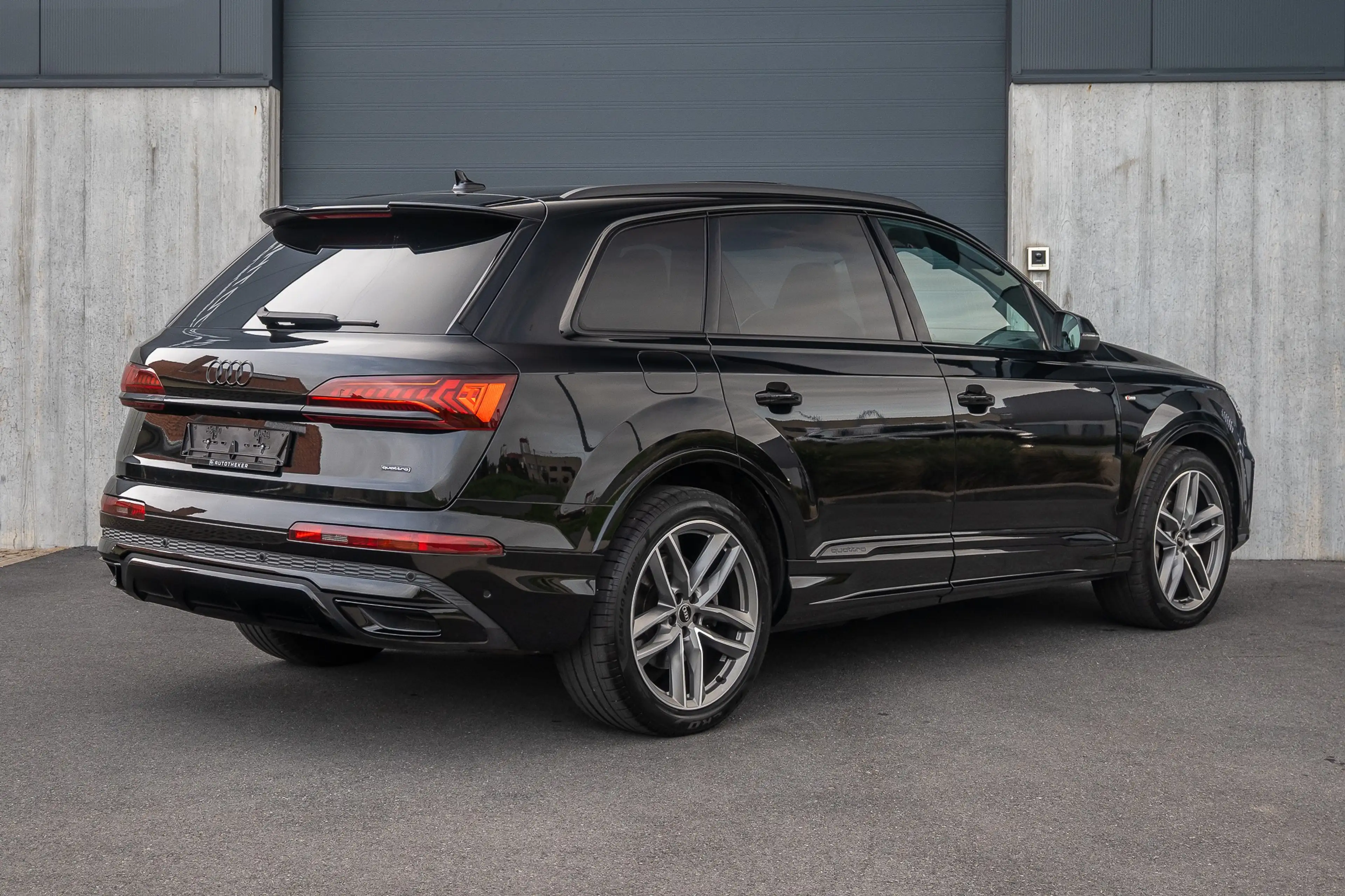 Audi Q7 Q7 PHEV 55 TFSie Quattro S-line / Audi Exclusive / Bruin leder / Pano / Luchtvering — photo 3