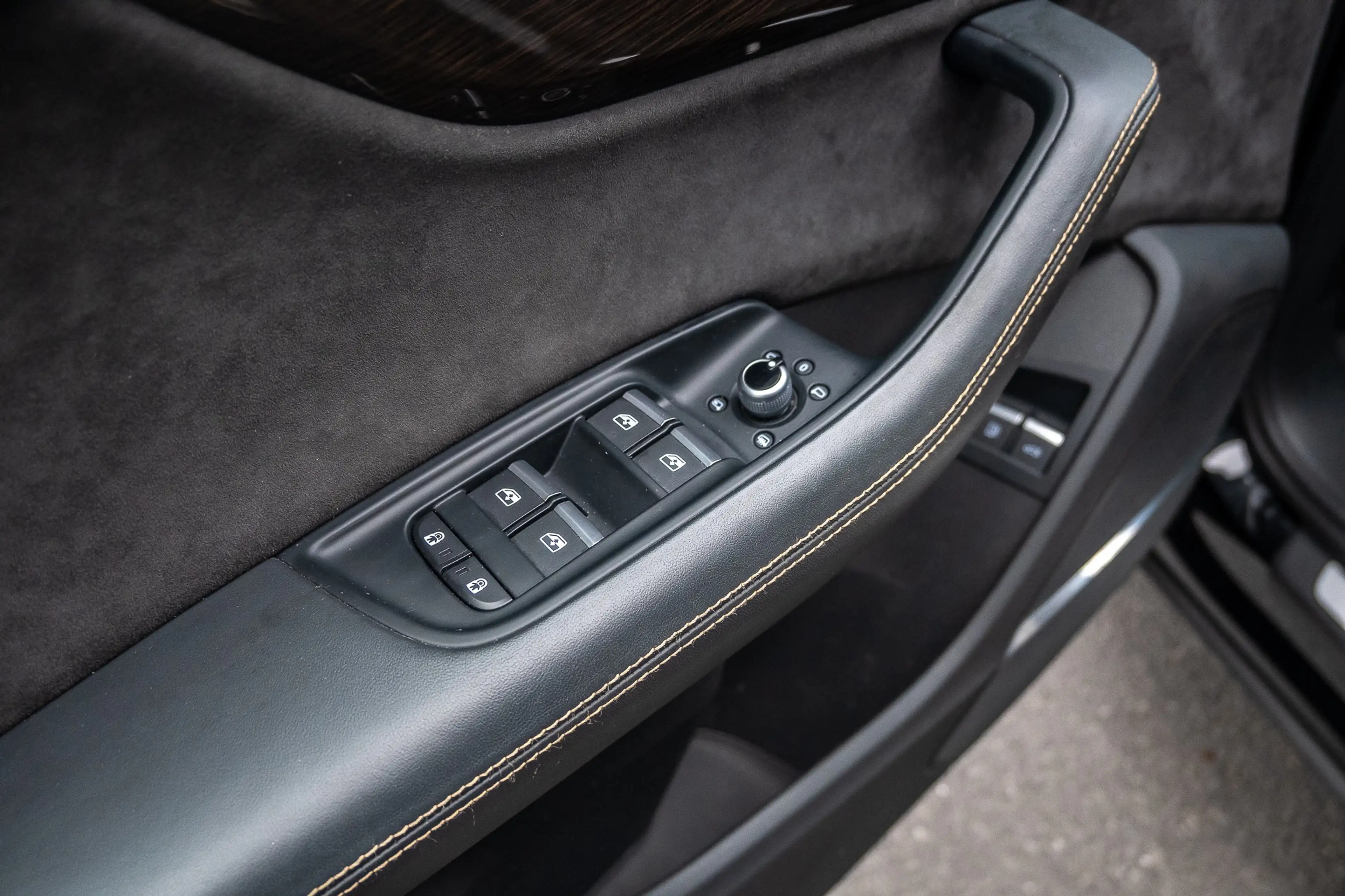 Audi Q7 Q7 PHEV 55 TFSie Quattro S-line / Audi Exclusive / Bruin leder / Pano / Luchtvering — photo 15
