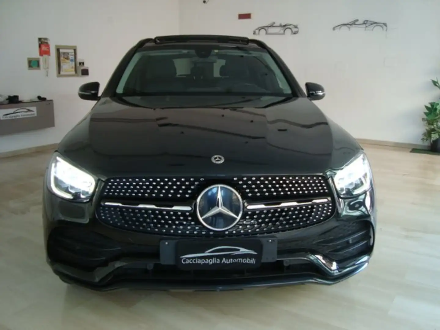 Mercedes-Benz GLC 220 d Premium Plus 4matic 2022 65.000KM Nero - 2