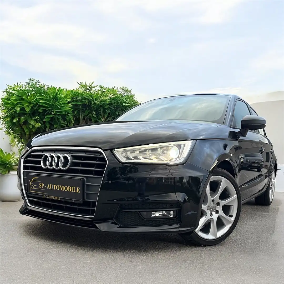 Audi A1 Schwarz - 1