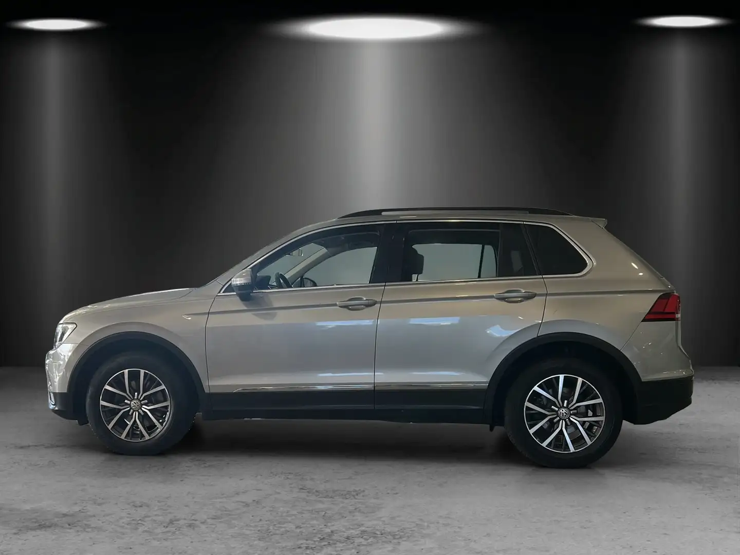 Volkswagen Tiguan Comfortline 1.4/PDC/SHZ/AHK/NAVI - 2