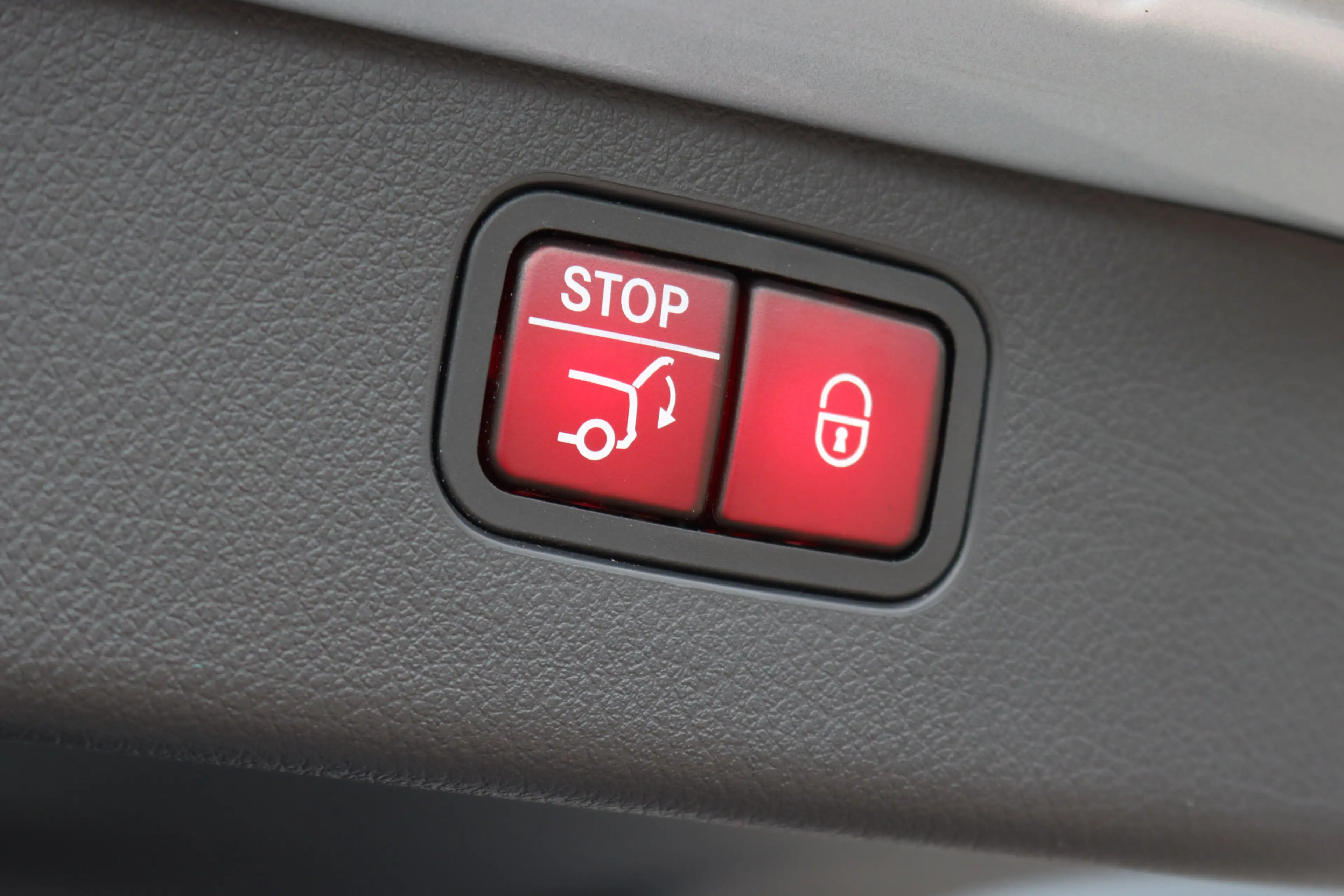 Mercedes-Benz C 300 Estate e AMG Line | Panoramadak | Burmester | Dist — photo 35