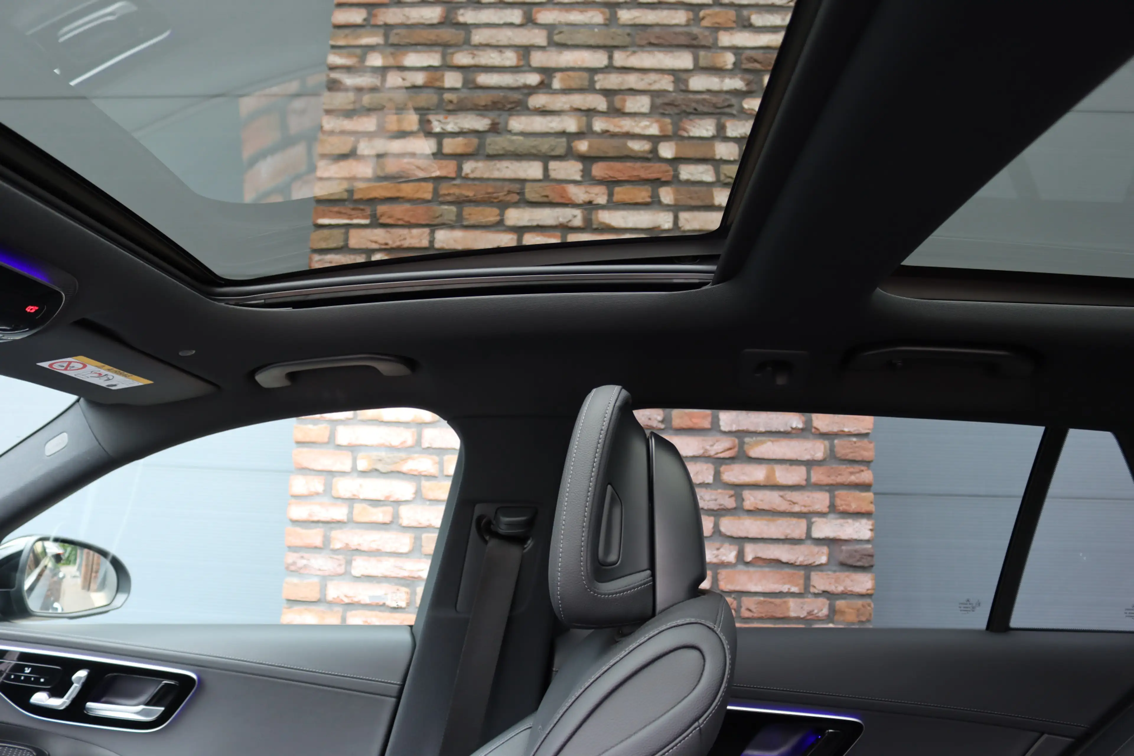 Mercedes-Benz C 300 Estate e AMG Line | Panoramadak | Burmester | Dist — photo 4