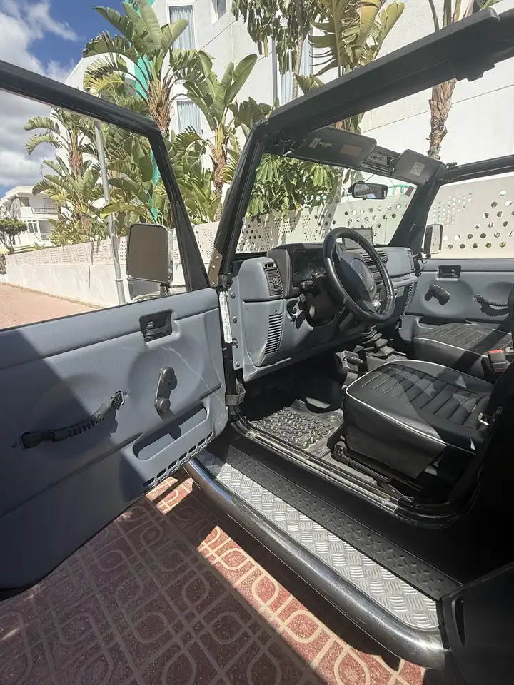 Jeep Wrangler Soft Top 2.5, foto 7