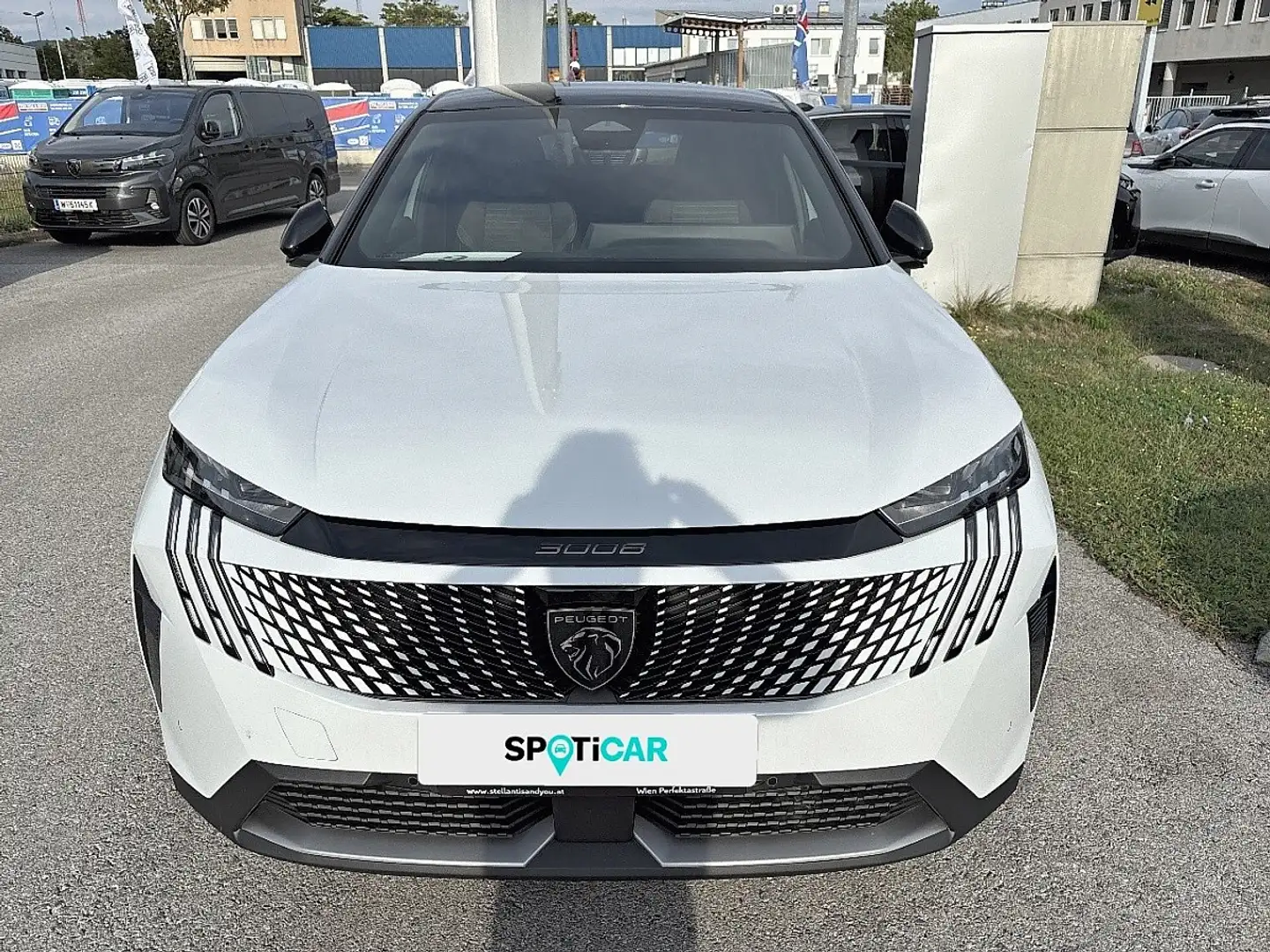 Peugeot 3008 Hybrid 136 E-DCS6 GT Aut. Weiß - 2