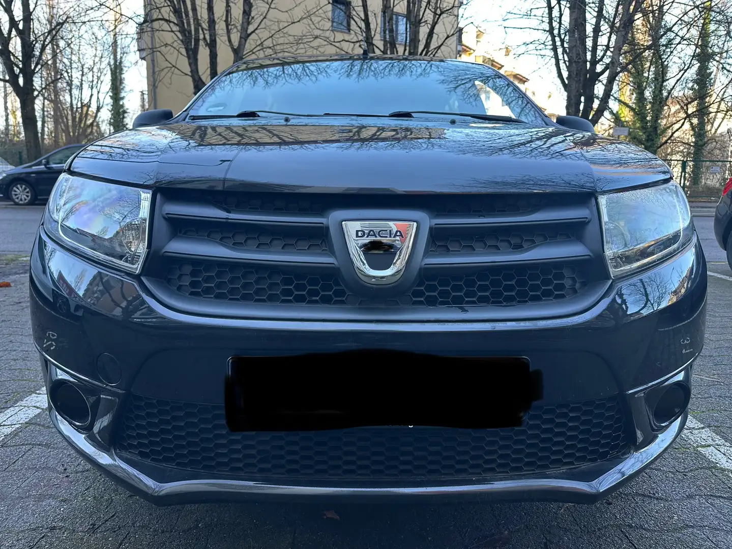 Dacia Sandero 1.2 16V 75 Ambiance Schwarz - 1