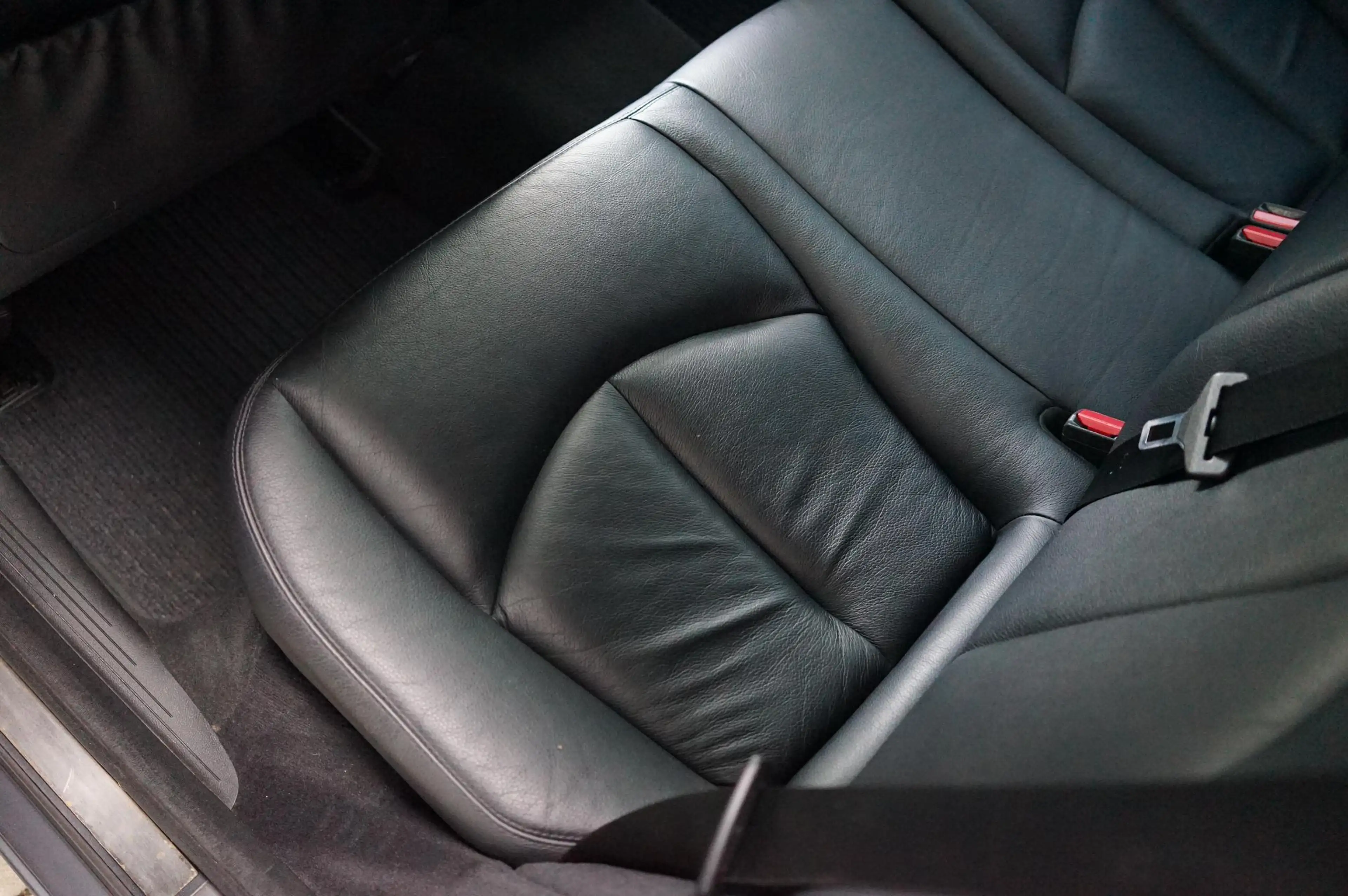 Mercedes-Benz E 350 Avantgarde — photo 8